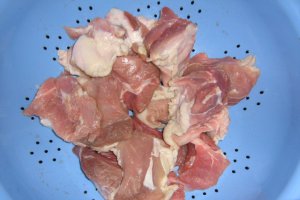 Carne de porc la cuptor cu sos de ciuperci