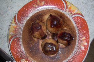 Reteta de preparare a papanasilor fierti cu sos caramel a la gaby_d :)