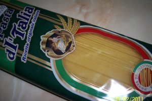 Spaghete cu salam