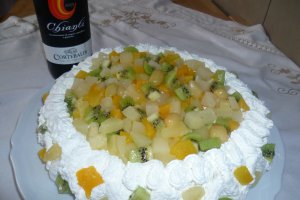 Tort - nebunie de piersici( pentru toti bucatarasii ..si nu numai)