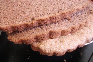 Tort cu caramel si ciocolata