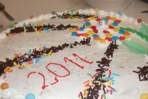 Tort crema de zahar ars - La Multi Ani 2011 !!