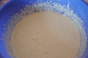 Cheesecake cu aromă de capuccinno şi ciocolată