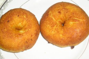 Papanasi prajiti cu dulceata si smantana