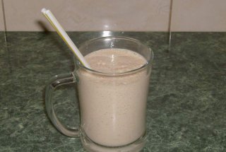 Milkshake de portocale si kiwi