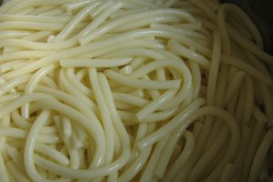 Paste cu carne presata