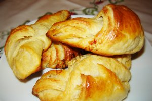 Cornuri branzoase
