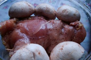 Piept de pui umplut, dulce-acrisor