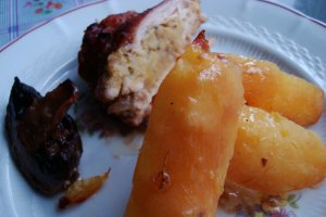 Piept de pui umplut, dulce-acrisor
