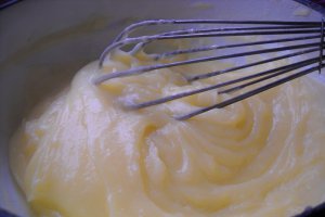 Eclere cu crema de vanilie