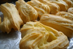 Eclere cu crema de vanilie