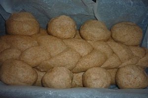 Paine de casa cu faina integrala si ulei de masline