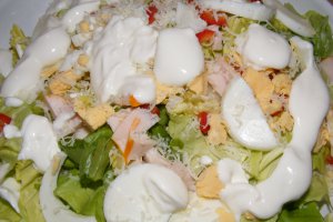 Salata cu sos de mustar