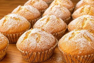 Desert briose cu gem de prune