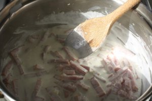 Paste semi-carbonara la cuptor