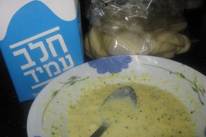 Cartofi la punga cu salata