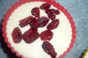 Briose cu smantana dulce si merisoare