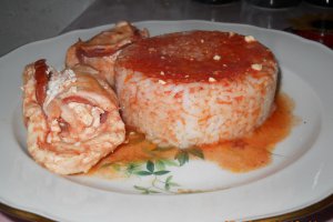 Rulouri de pui cu garnitura de orez