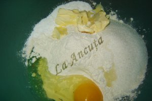Tarta cu mac si vanilie