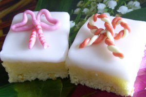 Prajitura martisor