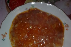 Fasole batuta cu pulpe de pui prajite in tigaie