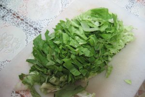 Ciorba de salata cu zer si lapte batut