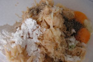 Latkes sau Gogosele de cartofi