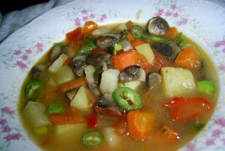 Ciorba a la grec cu legume si ciuperci