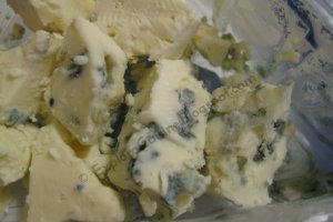 Varza de Bruxelles cu blue cheese