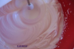 Tarta cu crema de portocale si bezea