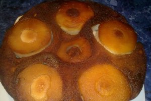 Tort de mere cu frisca