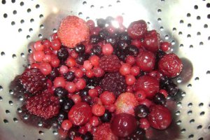 Briose cu fructe de padure