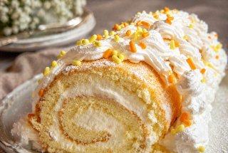 Rulada cu crema de lamaie