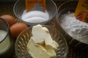 Cupcakes cu lemon curd