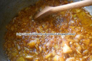 Cotlete de porc in sos de smantana