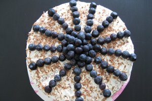 Tort Milch Schnitte cu afine