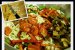 Salata calda cu taitei de orez, spanac verde si legume coapte-3