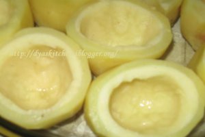 Cartofi umpluti cu legume