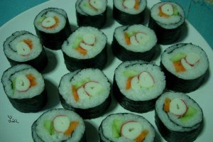 Sushi cu surimi