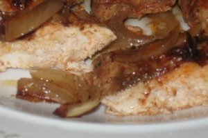 Piept de pui in sos picant