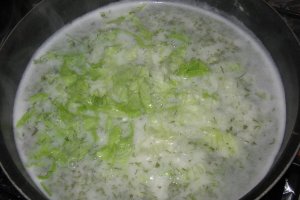 Ciorbita de salata verde