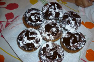 Briose cu dulceata de cirese amare si nutella ( primele mele briose)