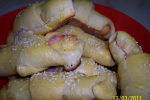 Cornuri umplute pentru micul dejun