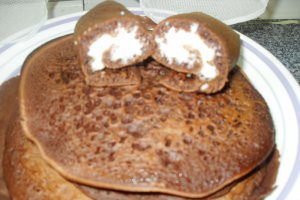 Clatite pufoase reteta cu cacao