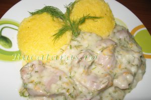 Reteta de ciulama delicioasa cu pipote si inimi de pui, preferata familiei