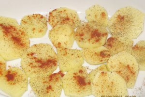 Ciolan afumat cu cartofi la cuptor