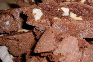 Biscotti cu nuci si ciocolata