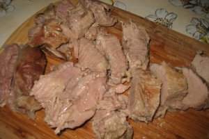 Mâncare de viţel cu măsline