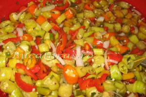 Salata de ardei bulgaresti