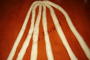 Paine impletita in sase